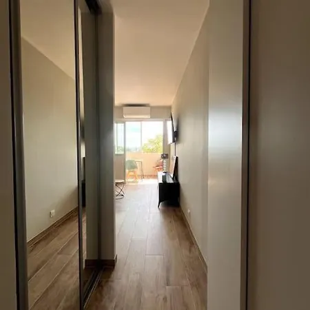 Entre Deux Au Palm *